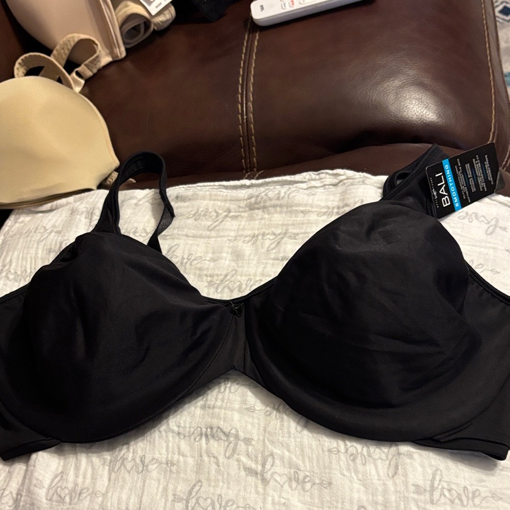 Bali Seamless Underwire Bra - Black 44D